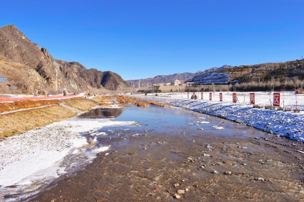 水利部副部長葉建春考察永定河綜合治理與生態(tài)修復(fù)清水河綜合整治工程 水利部副部長葉建春考察永定河綜合治理與生態(tài)修復(fù)清水河綜合整治工程