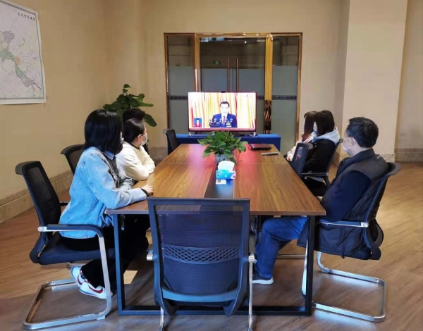 永定河投資公司組織收看第十三屆全國(guó)人大四次會(huì)議開幕式 永定河投資公司組織收看第十三屆全國(guó)人大四次會(huì)議開幕式
