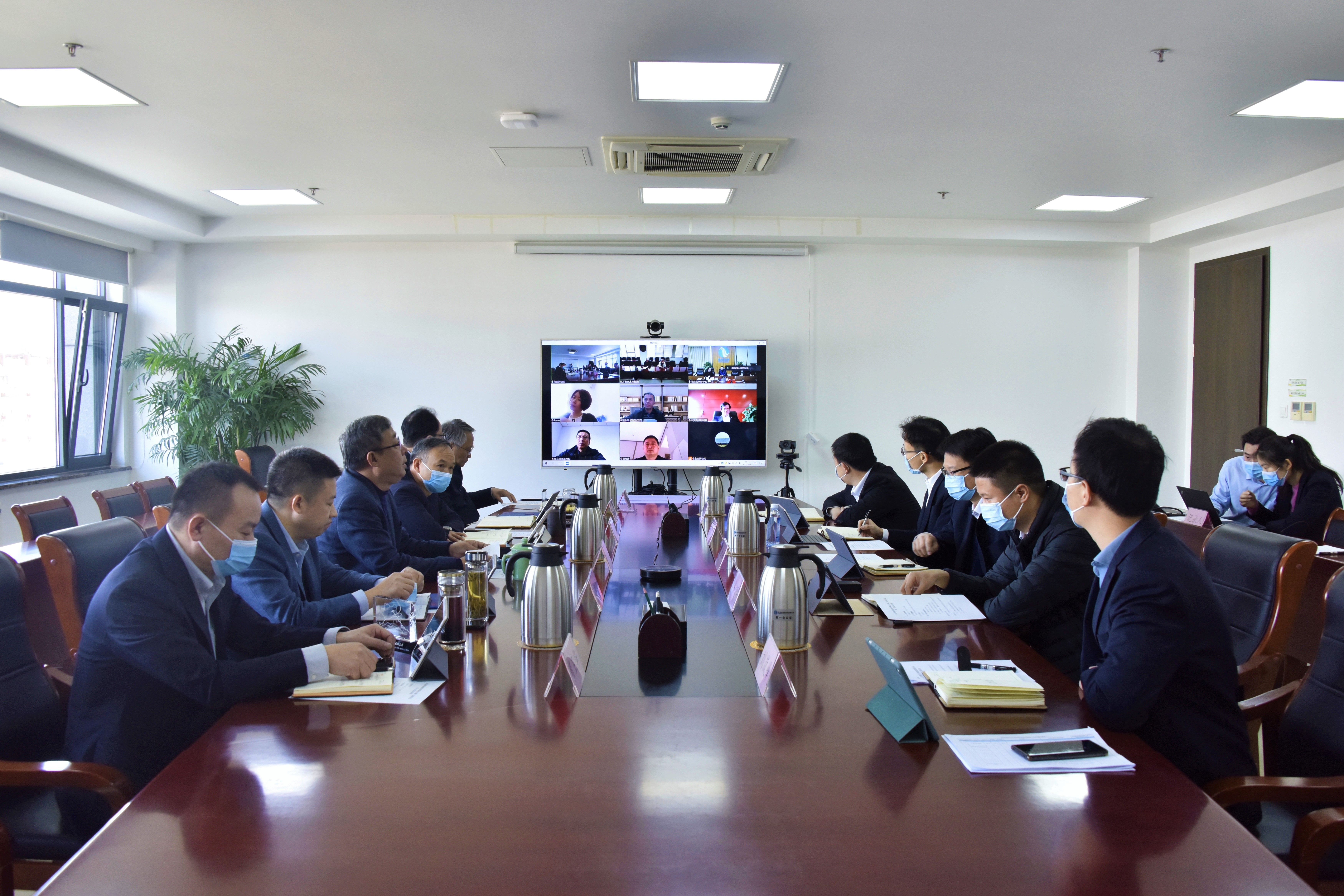 公司召開第二屆董事會(huì)第二次會(huì)議 公司召開第二屆董事會(huì)第二次會(huì)議