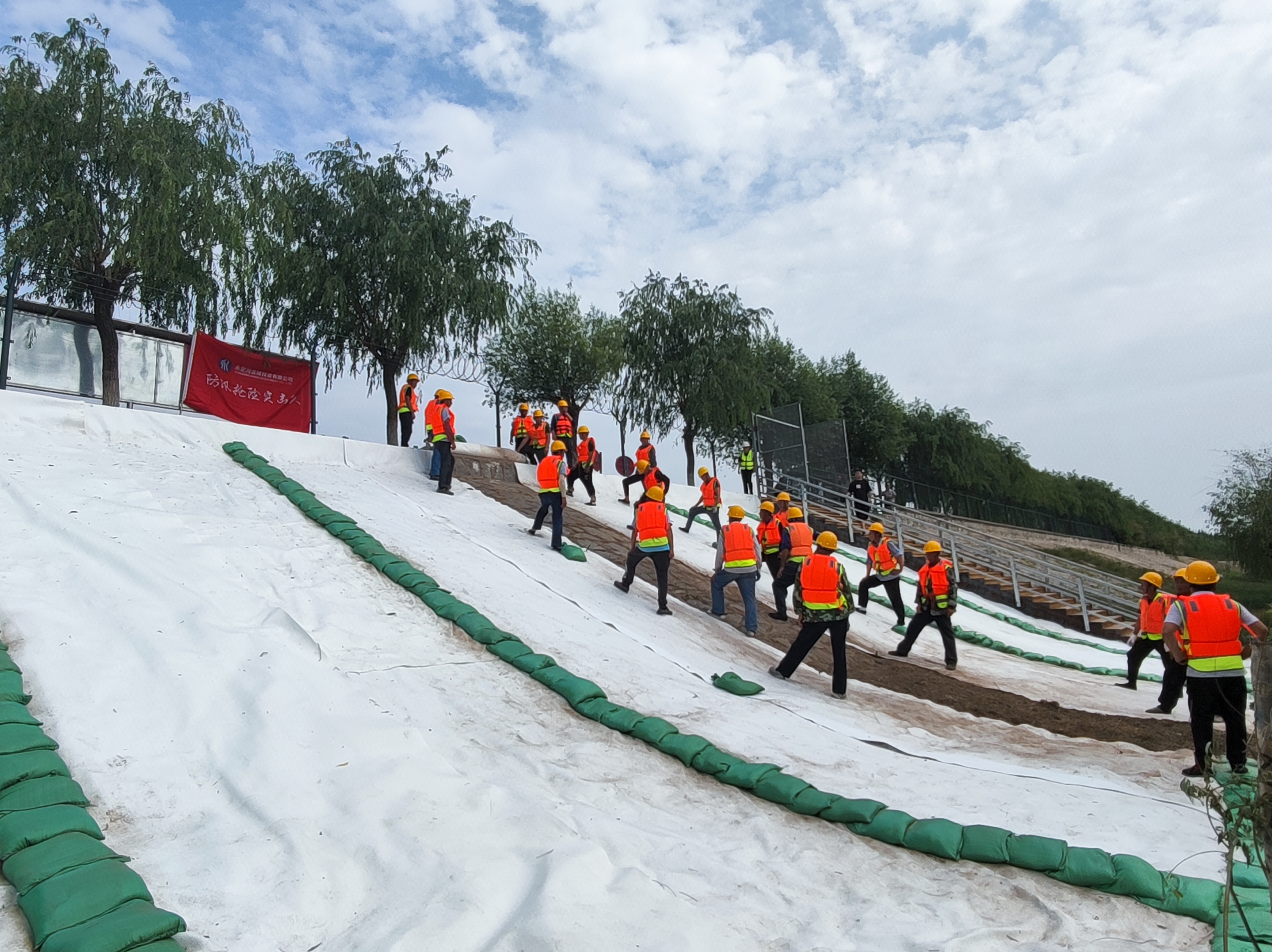 永定河流域公司高標準參加北京市防洪排澇綜合演練 永定河流域公司高標準參加北京市防洪排澇綜合演練