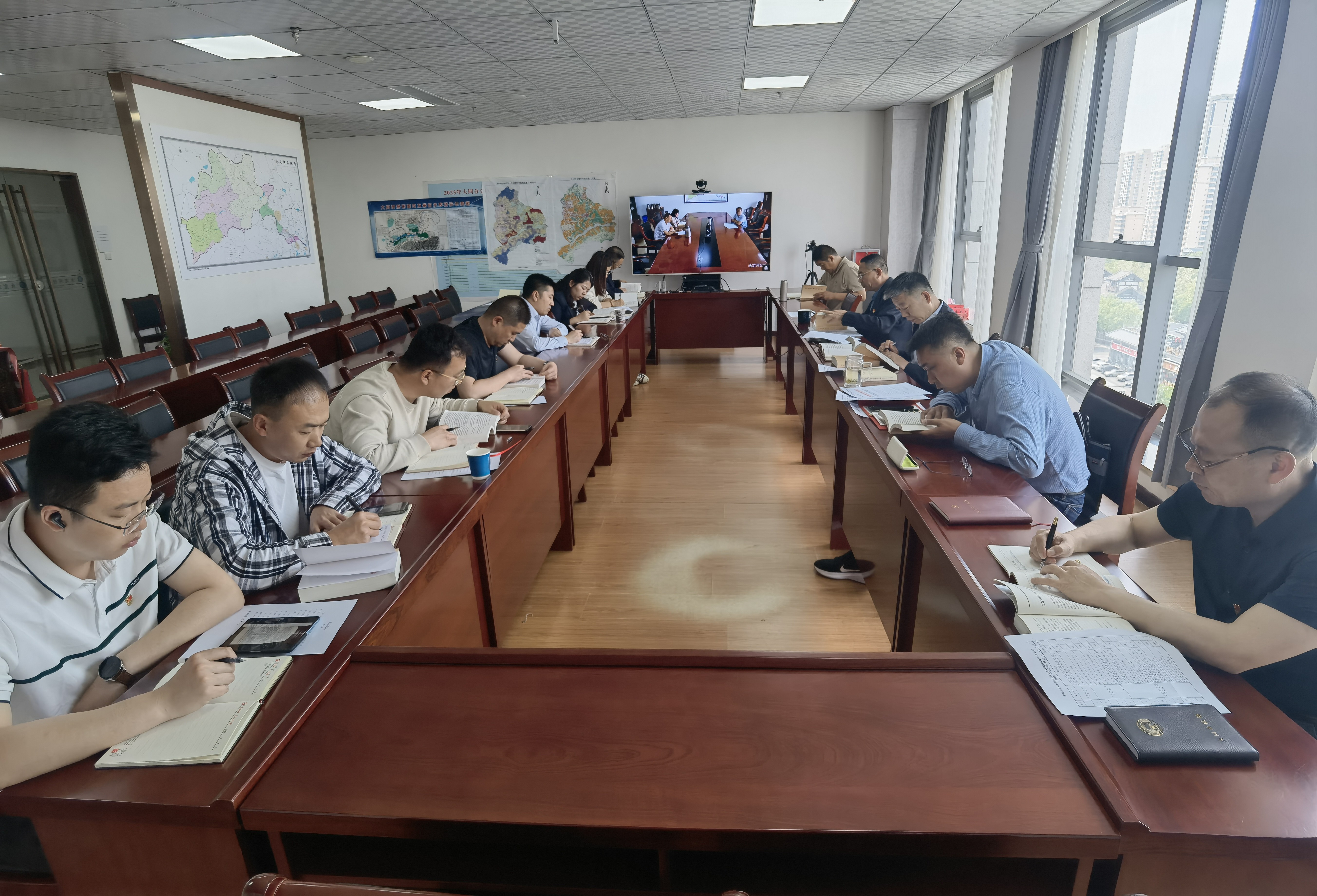 以實干擔當形成推動公司“兩個高質(zhì)量”發(fā)展的強大動力——公司各黨支部扎實開展學習貫徹習近平新時代中國特色社會主義思想主題教育 以實干擔當形成推動公司“兩個高質(zhì)量”發(fā)展的強大動力——公司各黨支部扎實開展學習貫徹習近平新時代中國特色社會主義思想主題教育