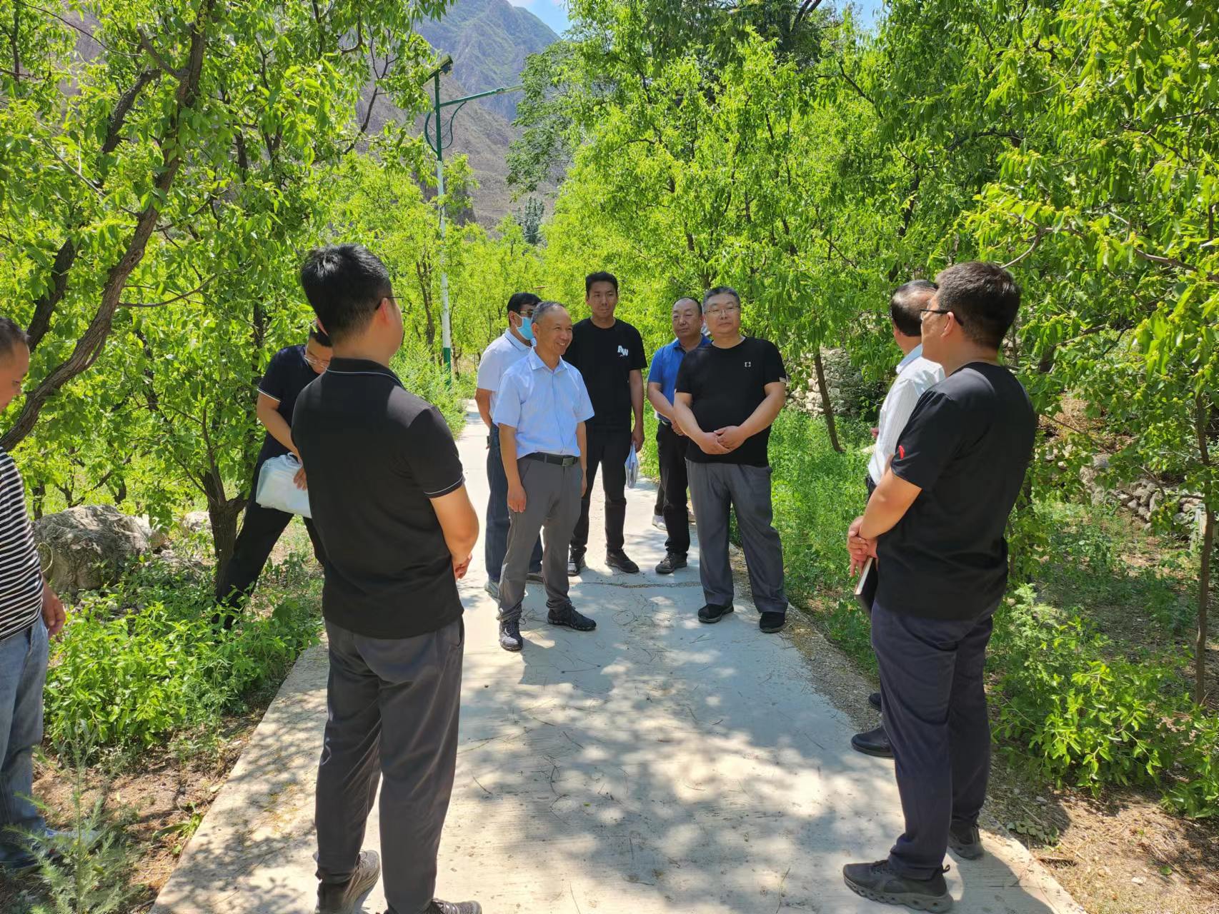 公司主要領導一行赴永定河山峽段調(diào)研 公司主要領導一行赴永定河山峽段調(diào)研