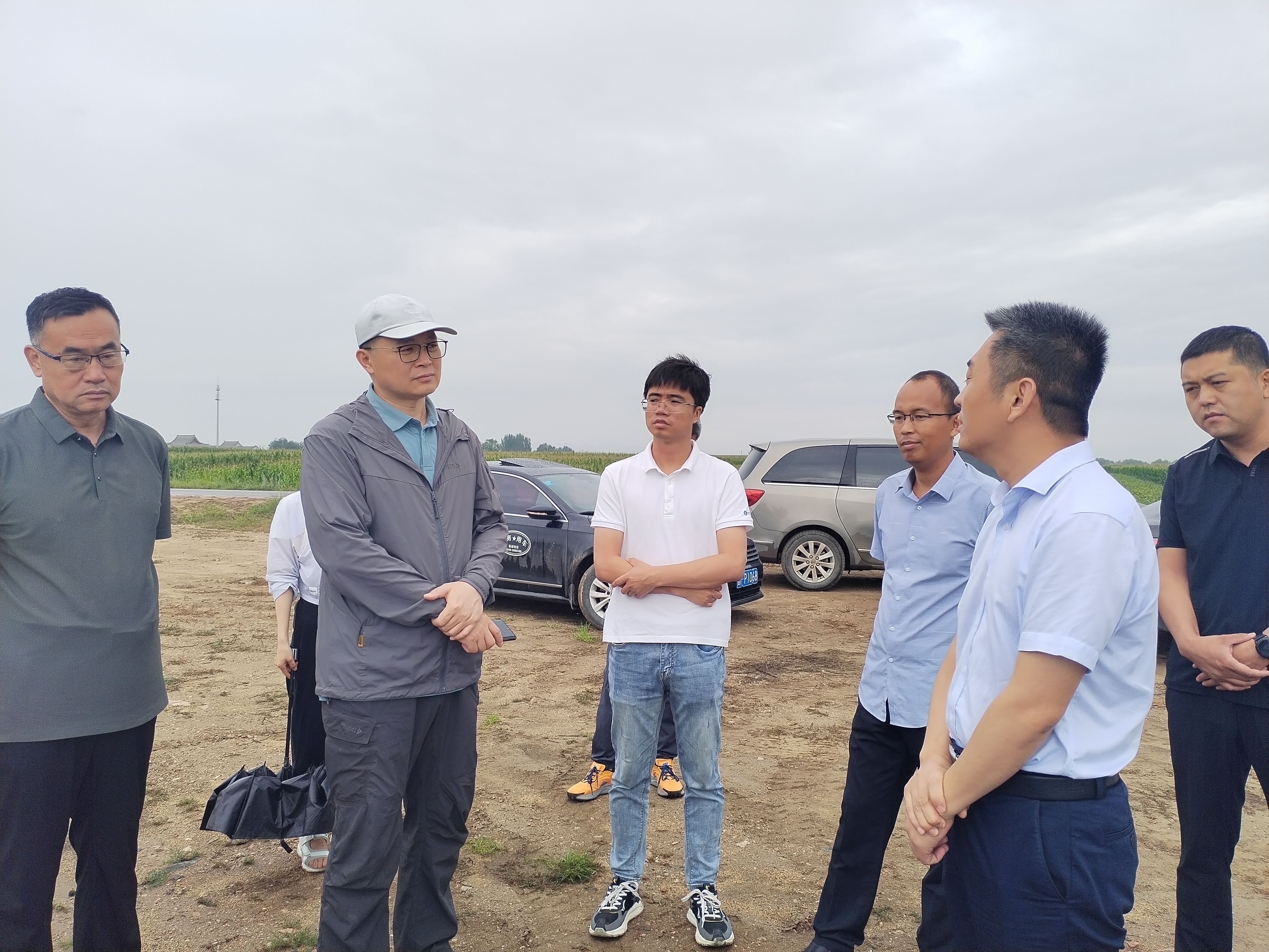 生態(tài)環(huán)境部海河局一行調研朔州市桑干河懷仁至應縣段河道綜合治理工程 生態(tài)環(huán)境部海河局一行調研朔州市桑干河懷仁至應縣段河道綜合治理工程