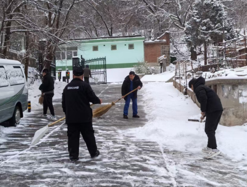 北京運營公司 | 全力應對強降雪 北京運營公司 | 全力應對強降雪