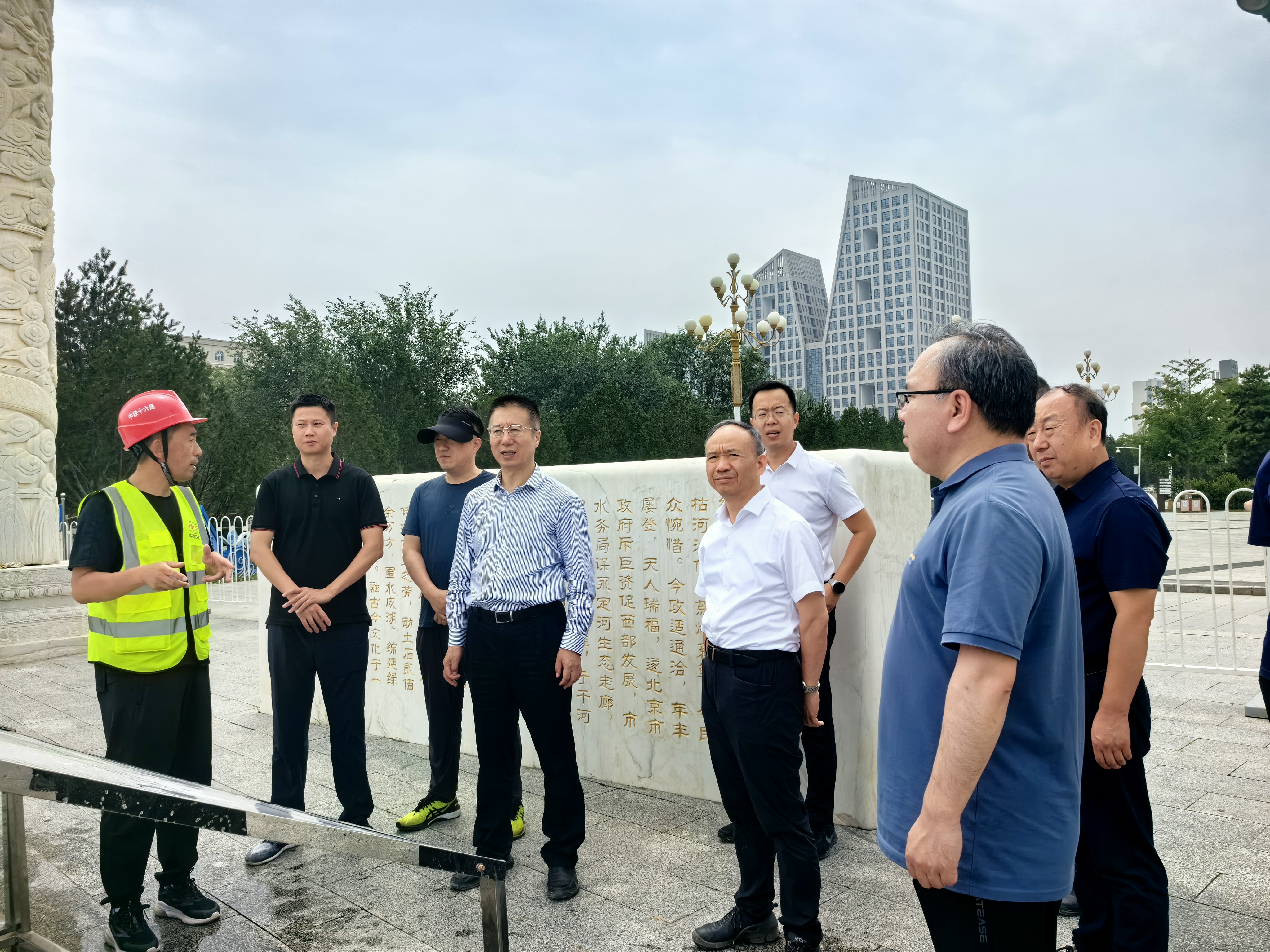 公司主要領導赴永定河山峽段綜合提升及“五湖一線”水毀修復工程開展防汛安全檢查 公司主要領導赴永定河山峽段綜合提升及“五湖一線”水毀修復工程開展防汛安全檢查