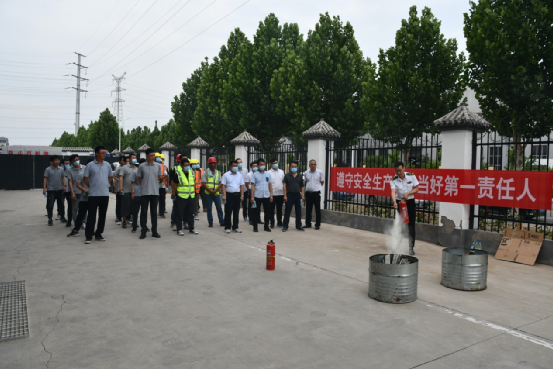 廊坊分公司黨支部以“黨建進(jìn)工地,創(chuàng)精品工程”為目標(biāo)著力深化黨建品牌創(chuàng)建 廊坊分公司黨支部以“黨建進(jìn)工地,創(chuàng)精品工程”為目標(biāo)著力深化黨建品牌創(chuàng)建