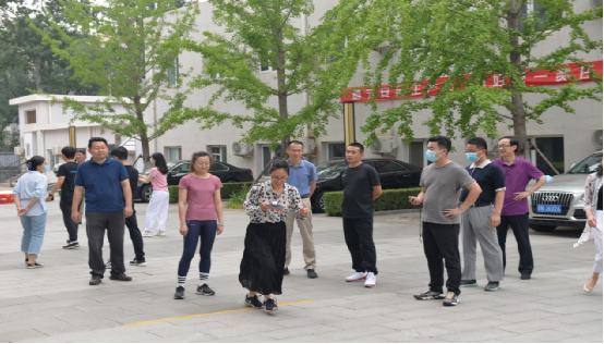 夏季趣味活動 激發(fā)團隊合力 夏季趣味活動 激發(fā)團隊合力